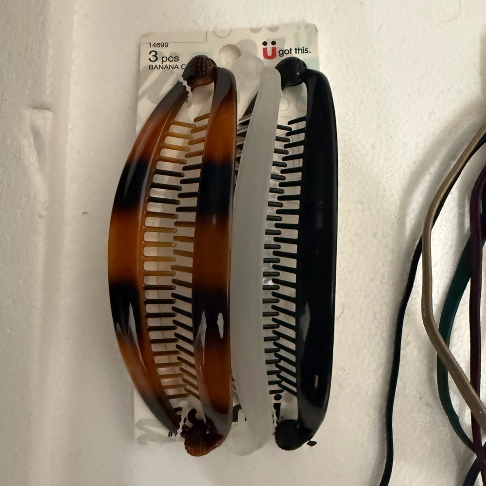 🔥 Lot 50 Scunci  Conair Hair accessories etc| MSRP $380+ only $60 for Resellers